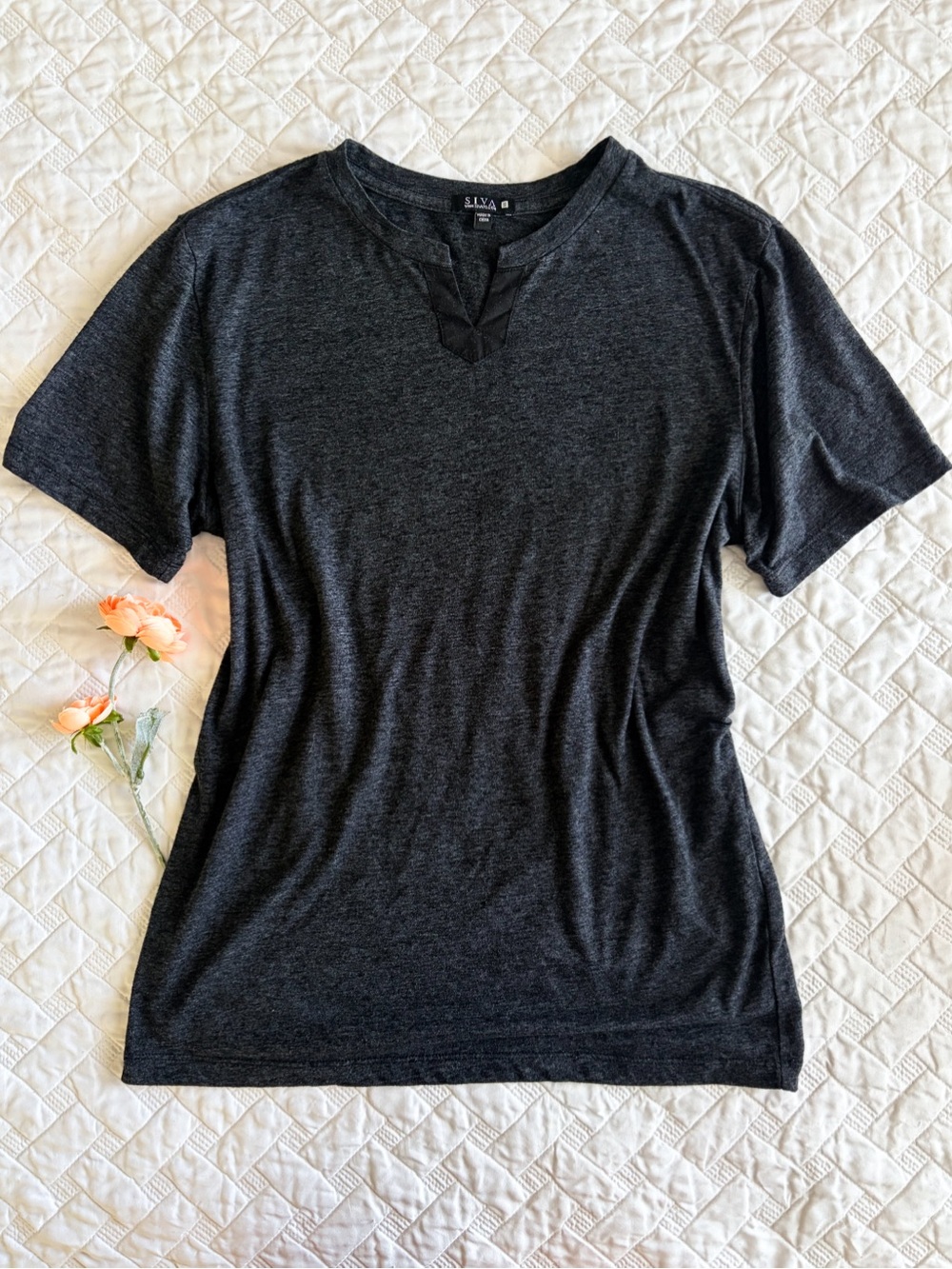 SIVA Charcoal Gray Tri Blend Notched V Neck Tee Shirt Small Soft Casual Basic
